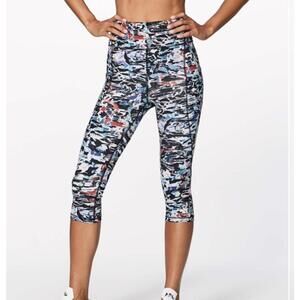 Lululemon Break Free Crop Nulux 17" Legging Womens Sz 6 Culture Clash Starlight